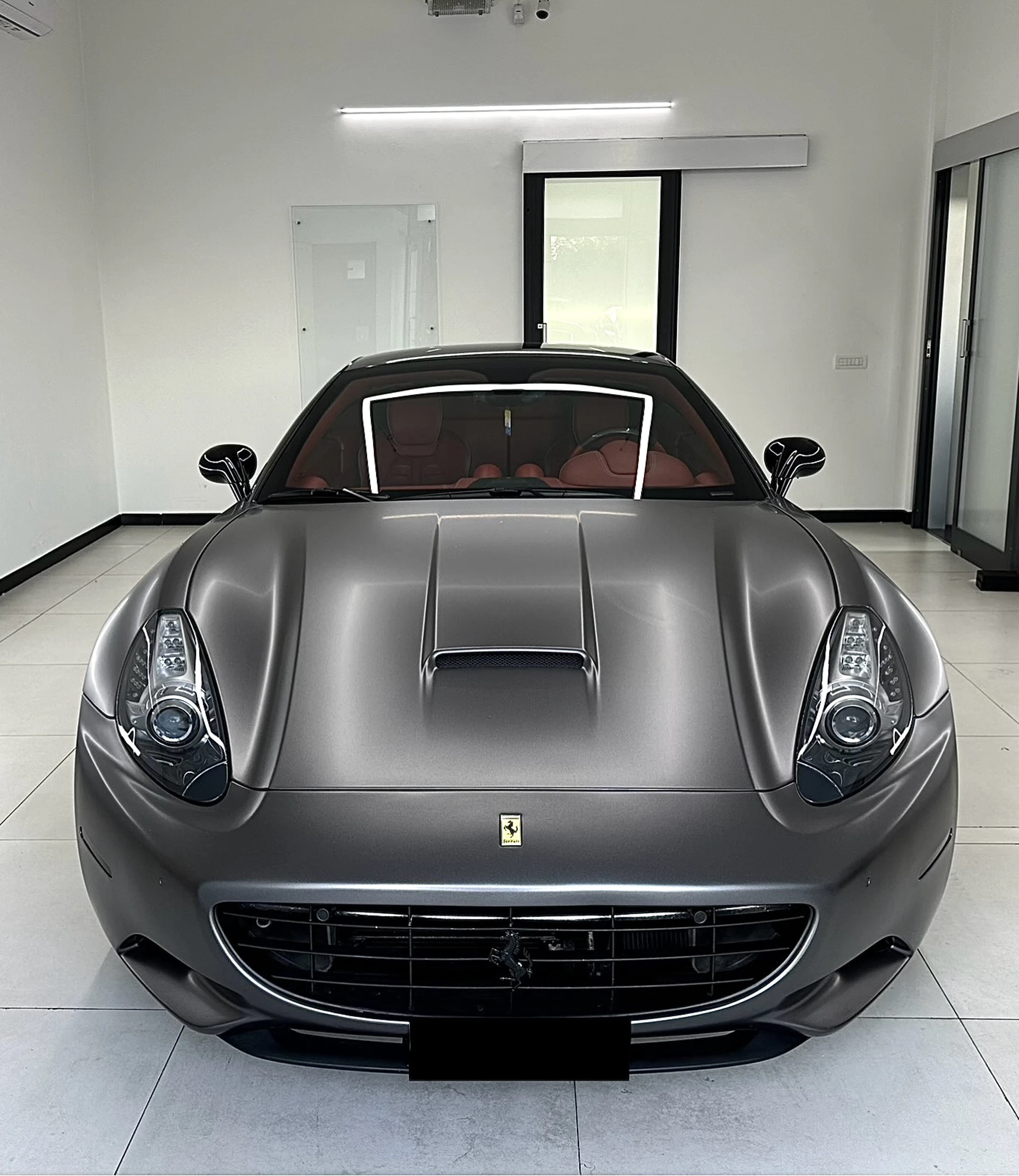 Ferrari California – Grey Satin Titanium